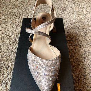 IDIFU Gold Sparkle Kitten Heels